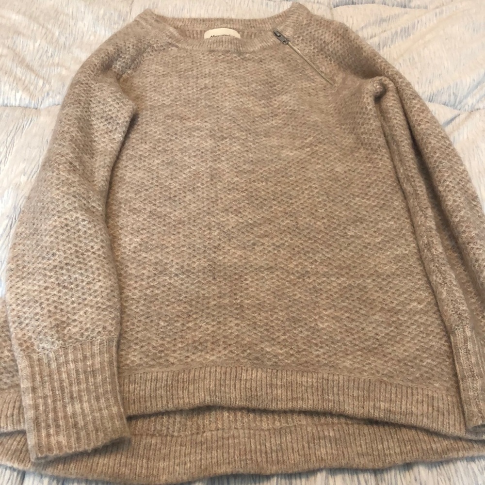 Variety of Never worn Abercrombie and Fitch
